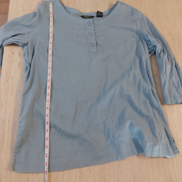Eddie Bauer Sky Blue Floral Embroidered 3/4 Sleeve Lightweight Blouse XL - Picture 12 of 12